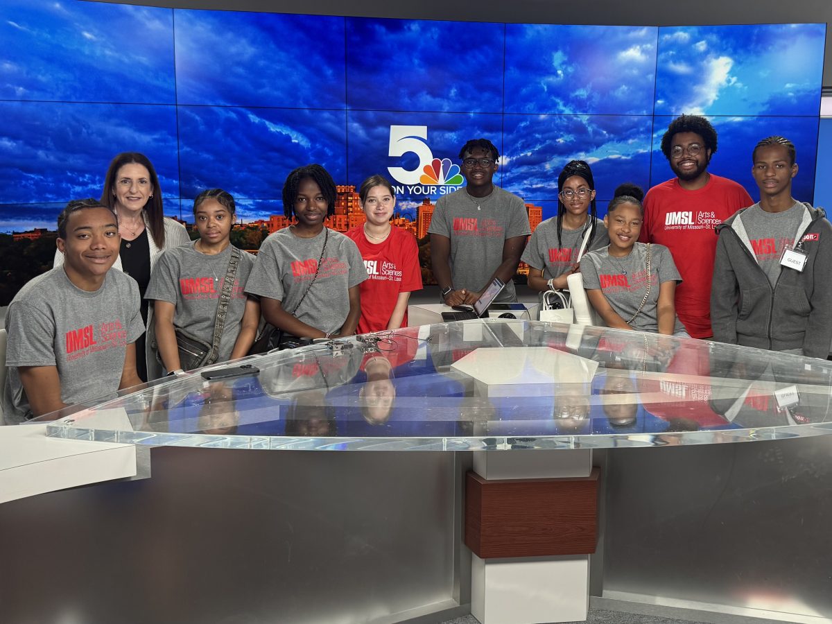 Jill Alexander, Jonathan Stokes and the PR Pathways students visit KSDK-TV studios.